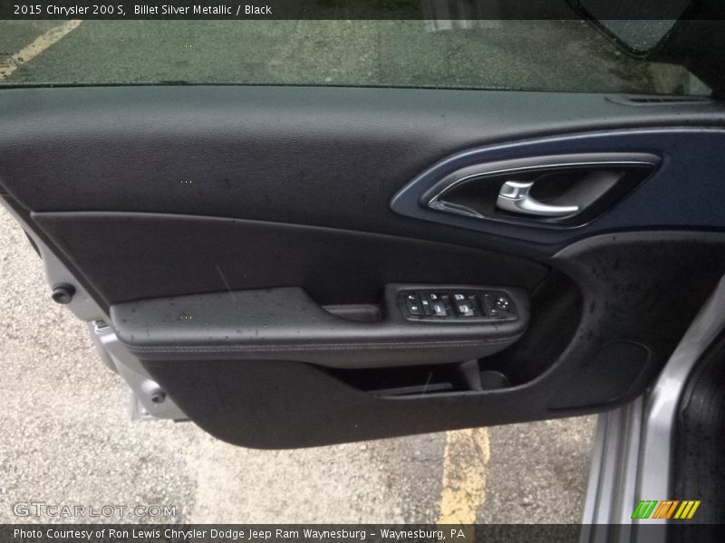 Billet Silver Metallic / Black 2015 Chrysler 200 S