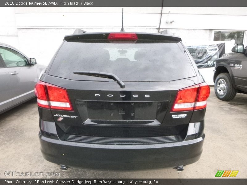 Pitch Black / Black 2018 Dodge Journey SE AWD