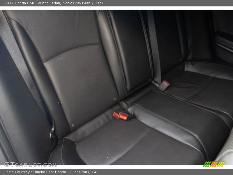 Sonic Gray Pearl / Black 2017 Honda Civic Touring Sedan
