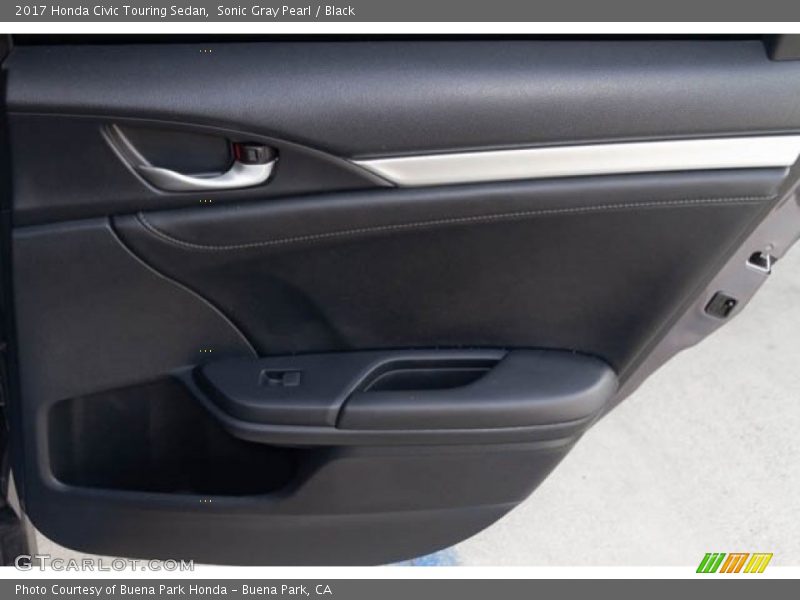 Sonic Gray Pearl / Black 2017 Honda Civic Touring Sedan