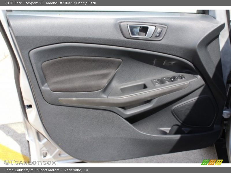 Moondust Silver / Ebony Black 2018 Ford EcoSport SE