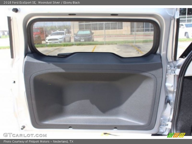Moondust Silver / Ebony Black 2018 Ford EcoSport SE