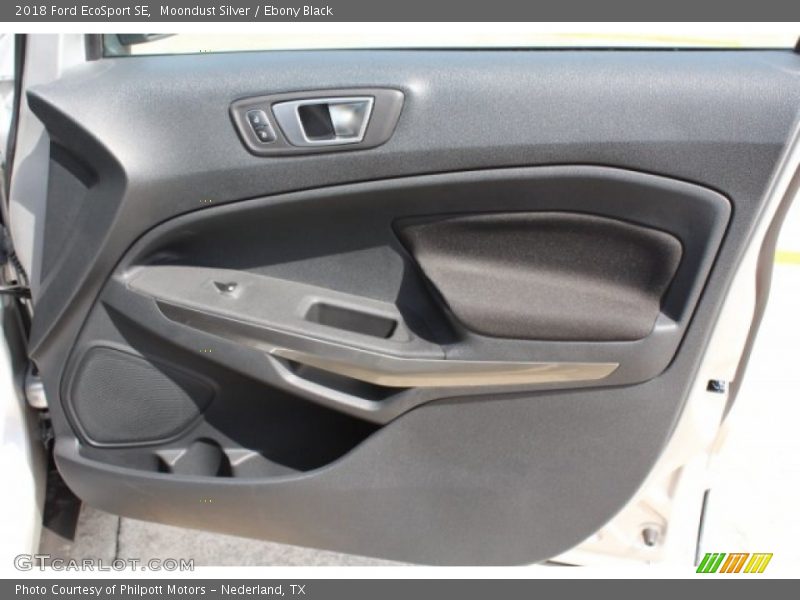 Moondust Silver / Ebony Black 2018 Ford EcoSport SE