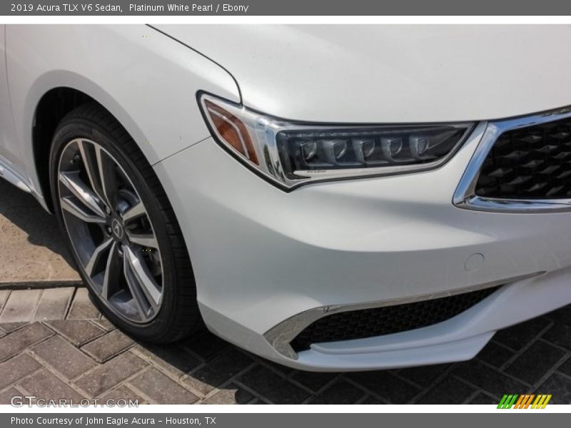 Platinum White Pearl / Ebony 2019 Acura TLX V6 Sedan