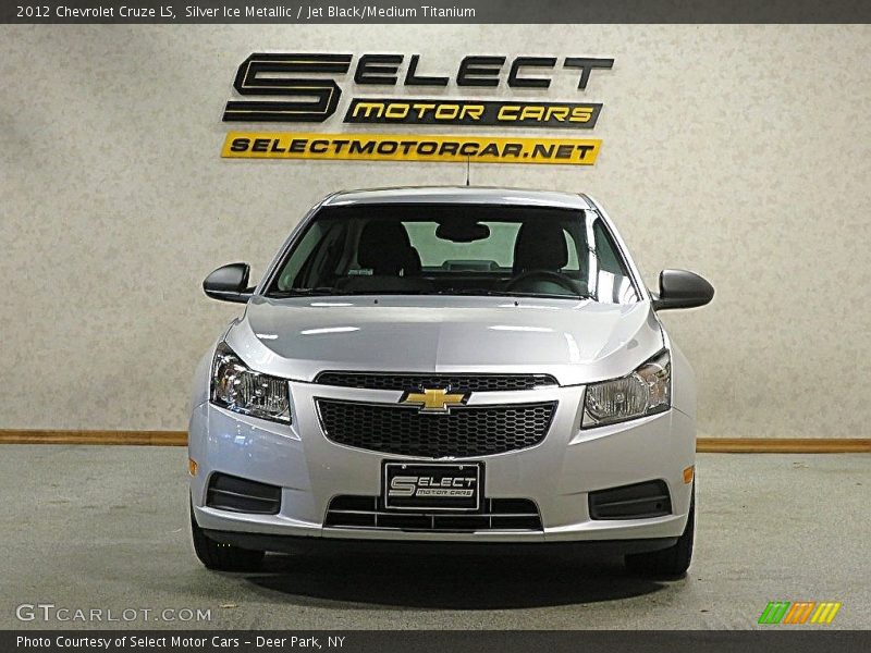 Silver Ice Metallic / Jet Black/Medium Titanium 2012 Chevrolet Cruze LS