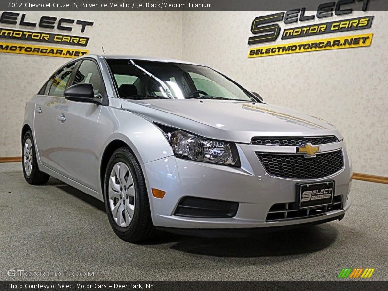 Silver Ice Metallic / Jet Black/Medium Titanium 2012 Chevrolet Cruze LS