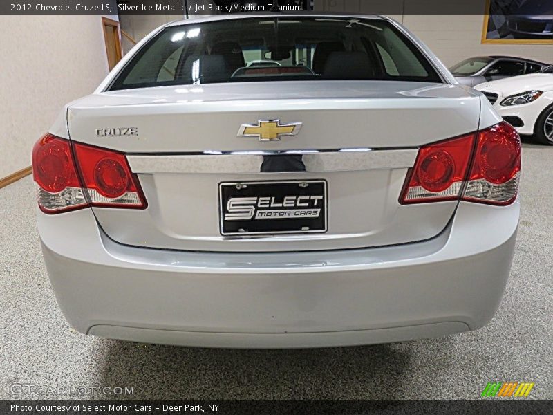 Silver Ice Metallic / Jet Black/Medium Titanium 2012 Chevrolet Cruze LS
