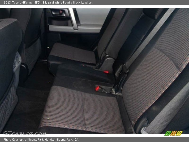Blizzard White Pearl / Black Leather 2013 Toyota 4Runner SR5