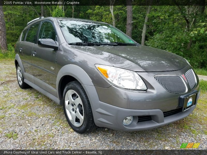 Moonstone Metallic / Graphite 2005 Pontiac Vibe