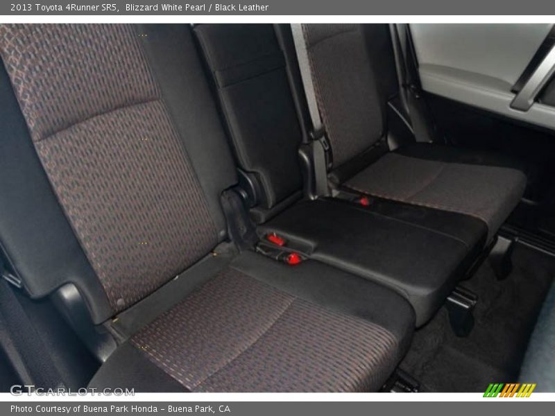 Blizzard White Pearl / Black Leather 2013 Toyota 4Runner SR5
