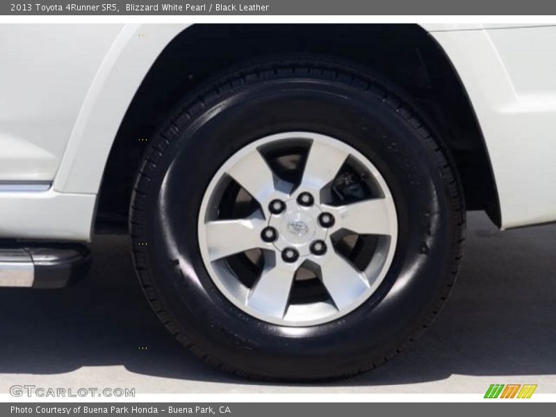 Blizzard White Pearl / Black Leather 2013 Toyota 4Runner SR5