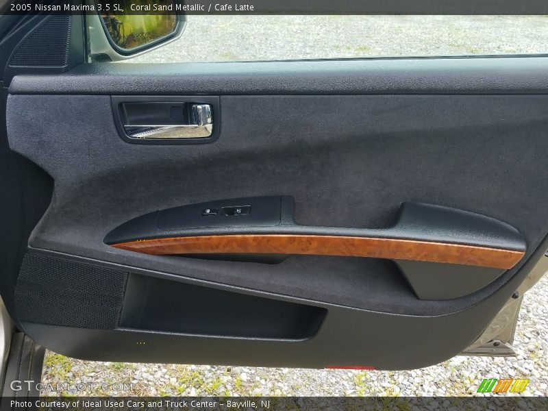 Coral Sand Metallic / Cafe Latte 2005 Nissan Maxima 3.5 SL