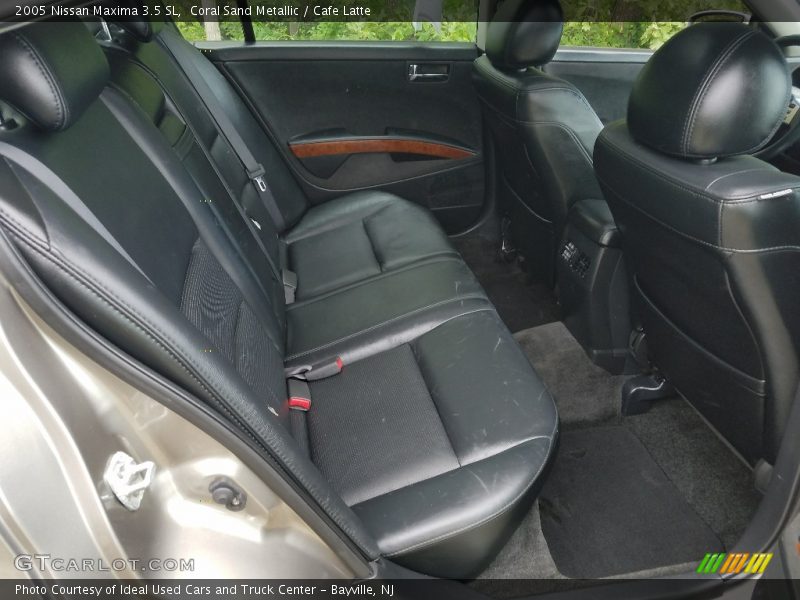 Coral Sand Metallic / Cafe Latte 2005 Nissan Maxima 3.5 SL