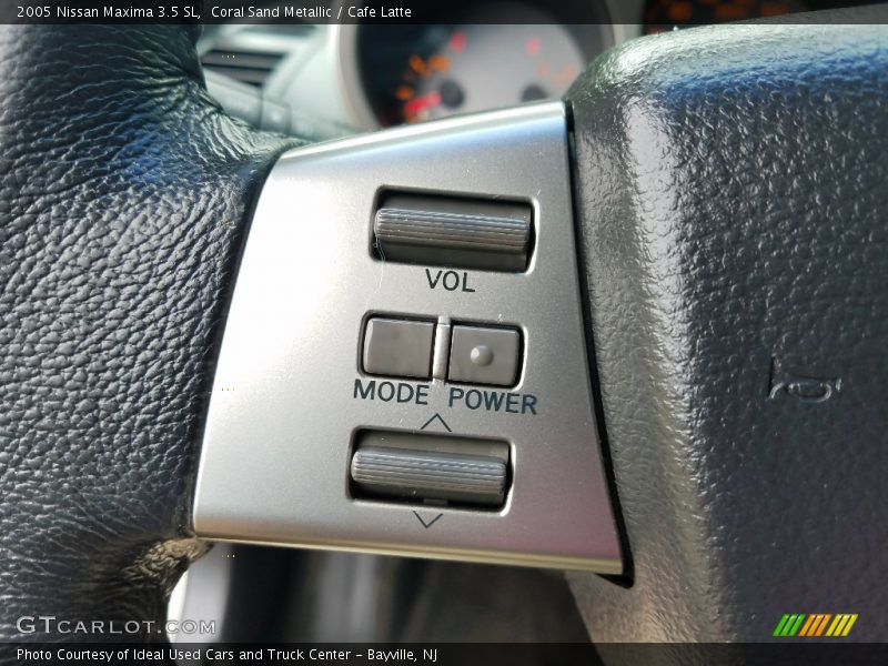Coral Sand Metallic / Cafe Latte 2005 Nissan Maxima 3.5 SL