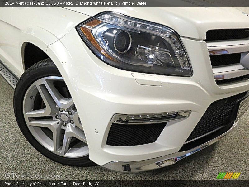 Diamond White Metallic / Almond Beige 2014 Mercedes-Benz GL 550 4Matic