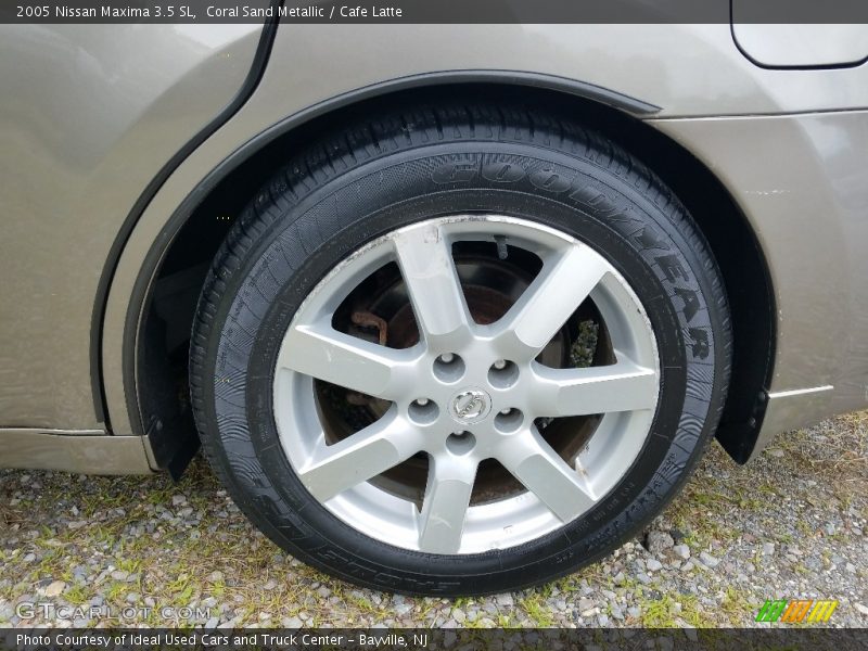 Coral Sand Metallic / Cafe Latte 2005 Nissan Maxima 3.5 SL