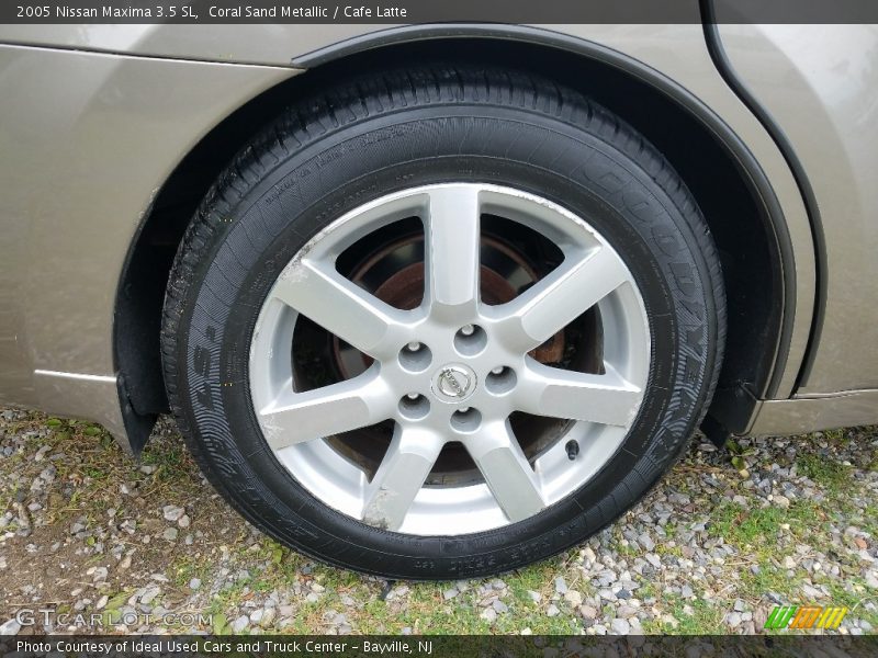 Coral Sand Metallic / Cafe Latte 2005 Nissan Maxima 3.5 SL