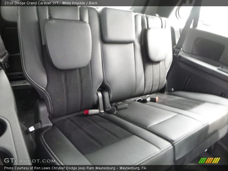White Knuckle / Black 2018 Dodge Grand Caravan SXT