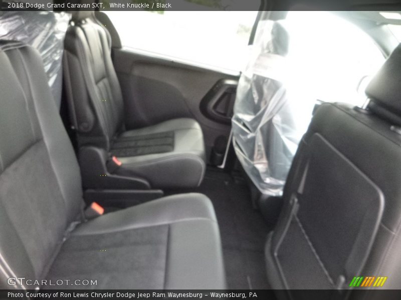 White Knuckle / Black 2018 Dodge Grand Caravan SXT