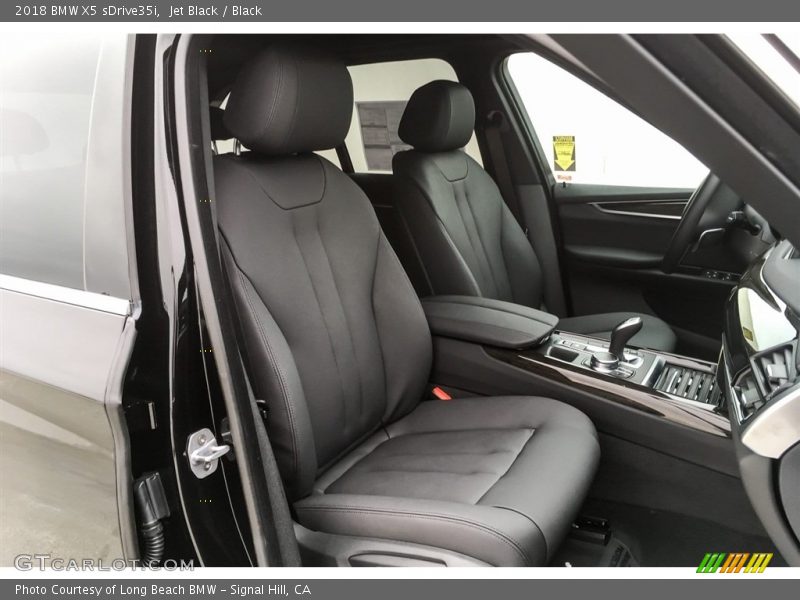Jet Black / Black 2018 BMW X5 sDrive35i