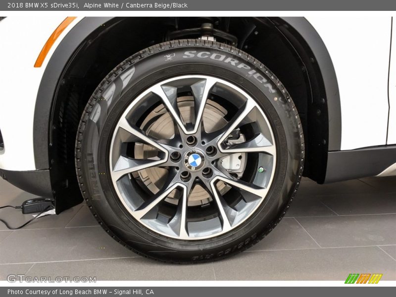 Alpine White / Canberra Beige/Black 2018 BMW X5 sDrive35i