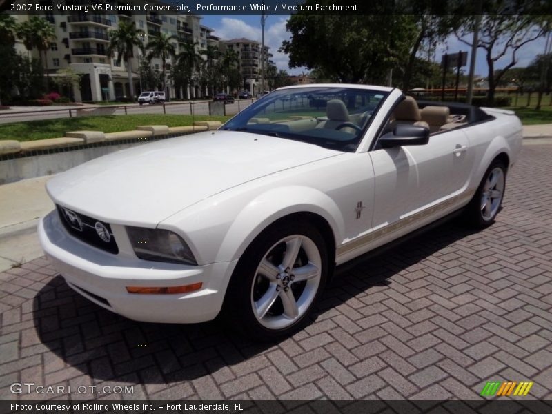 Performance White / Medium Parchment 2007 Ford Mustang V6 Premium Convertible