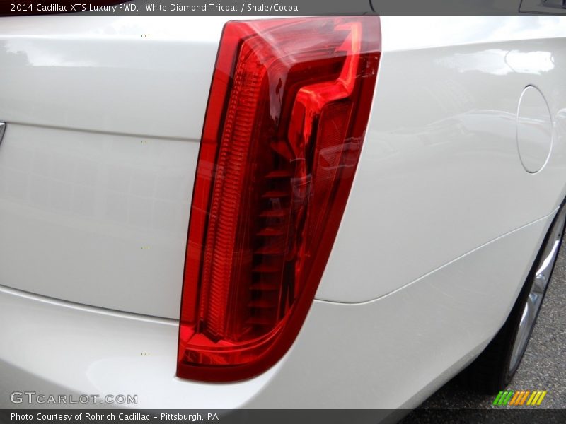 White Diamond Tricoat / Shale/Cocoa 2014 Cadillac XTS Luxury FWD