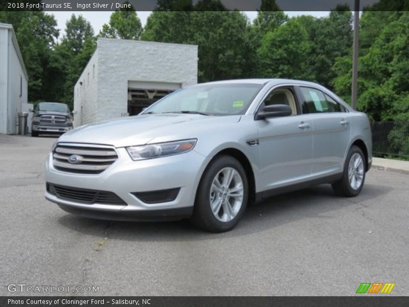 Ingot Silver / Dune 2018 Ford Taurus SE