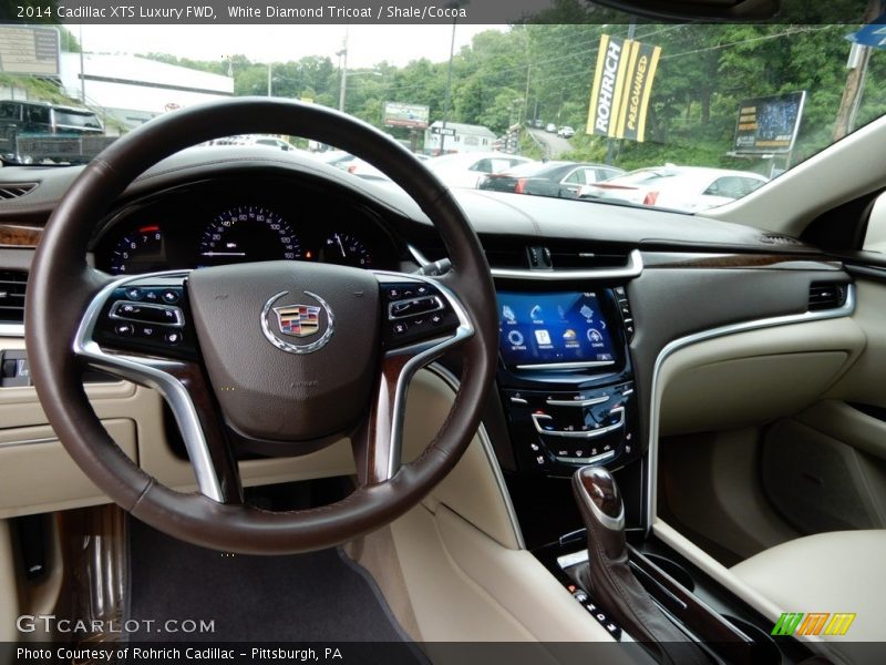 White Diamond Tricoat / Shale/Cocoa 2014 Cadillac XTS Luxury FWD