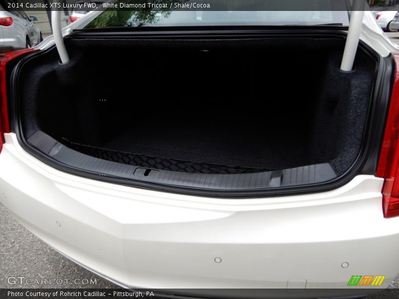White Diamond Tricoat / Shale/Cocoa 2014 Cadillac XTS Luxury FWD