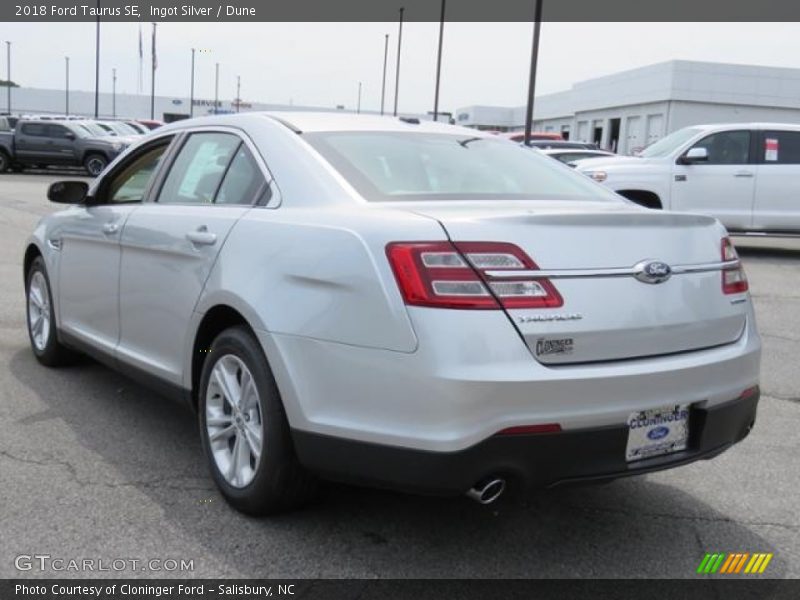 Ingot Silver / Dune 2018 Ford Taurus SE