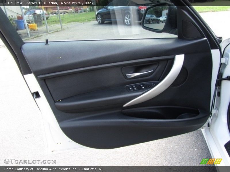 Alpine White / Black 2015 BMW 3 Series 320i Sedan