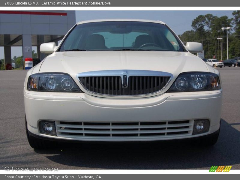 Ceramic White Pearlescent / Shale/Dove 2005 Lincoln LS V8