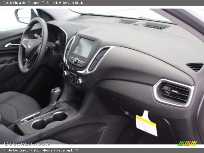 Summit White / Jet Black 2018 Chevrolet Equinox LT