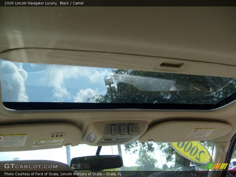 Black / Camel 2006 Lincoln Navigator Luxury