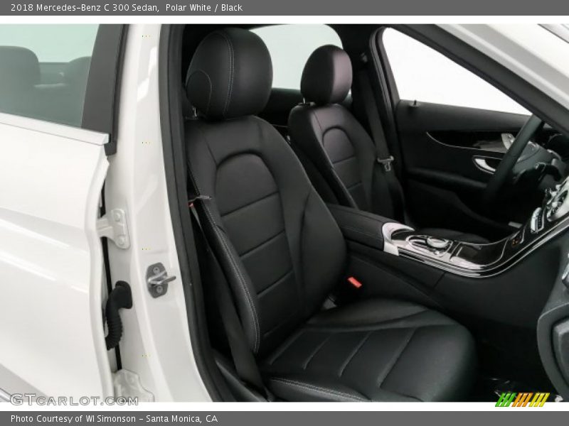 Polar White / Black 2018 Mercedes-Benz C 300 Sedan