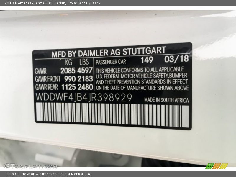 Polar White / Black 2018 Mercedes-Benz C 300 Sedan