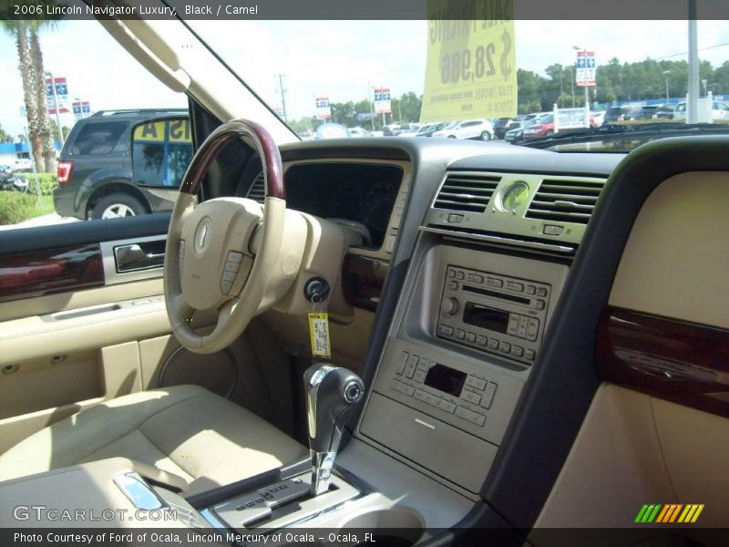 Black / Camel 2006 Lincoln Navigator Luxury