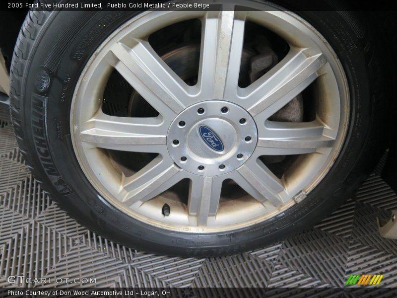 Pueblo Gold Metallic / Pebble Beige 2005 Ford Five Hundred Limited