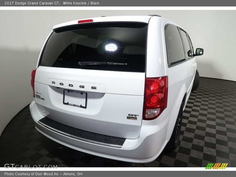 White Knuckle / Black 2017 Dodge Grand Caravan GT