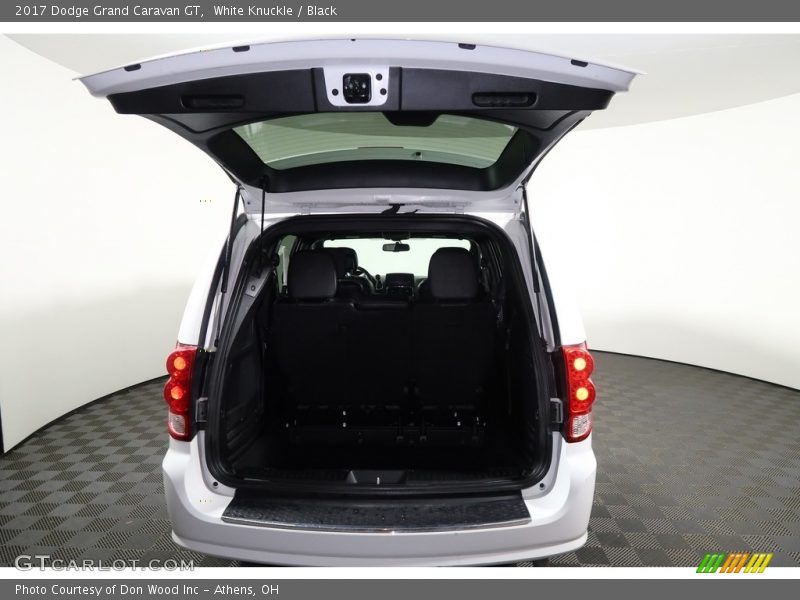 White Knuckle / Black 2017 Dodge Grand Caravan GT