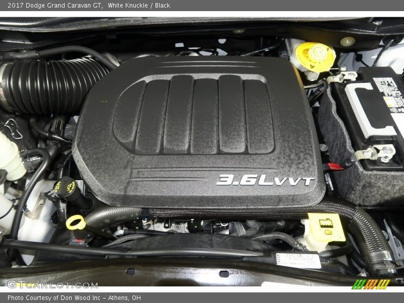 White Knuckle / Black 2017 Dodge Grand Caravan GT