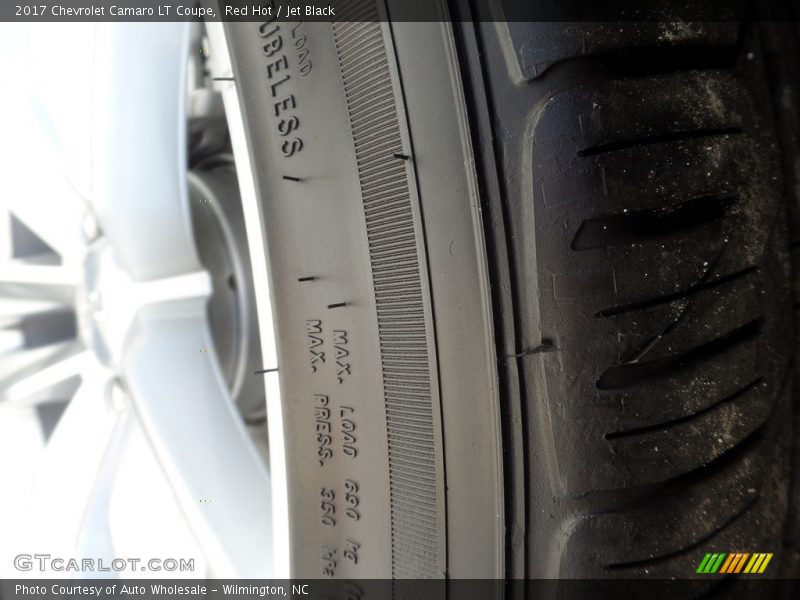 Red Hot / Jet Black 2017 Chevrolet Camaro LT Coupe