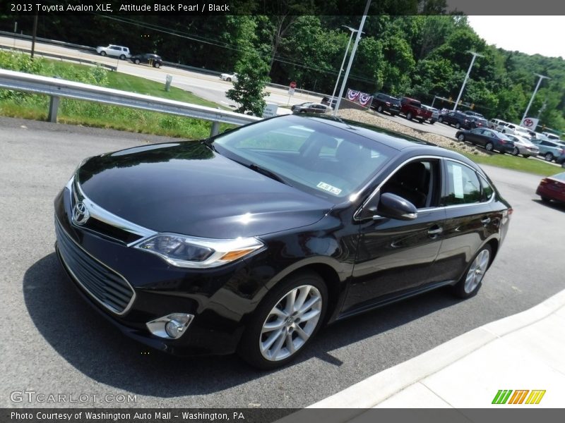 Attitude Black Pearl / Black 2013 Toyota Avalon XLE