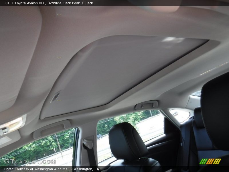 Attitude Black Pearl / Black 2013 Toyota Avalon XLE