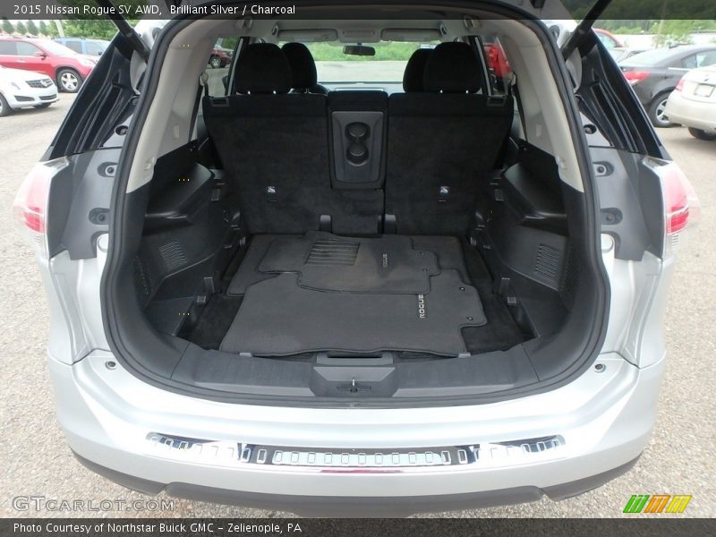 Brilliant Silver / Charcoal 2015 Nissan Rogue SV AWD