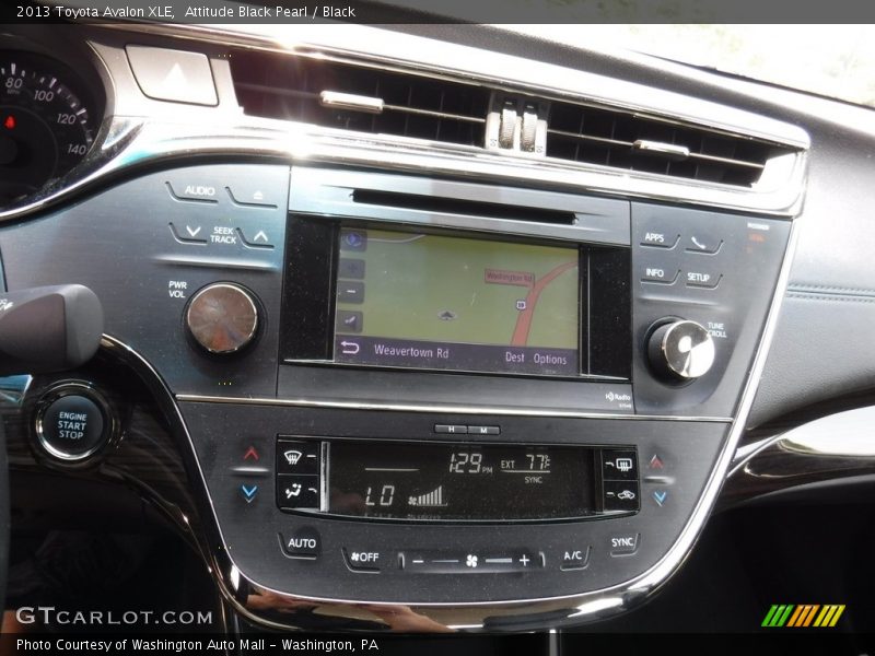 Attitude Black Pearl / Black 2013 Toyota Avalon XLE