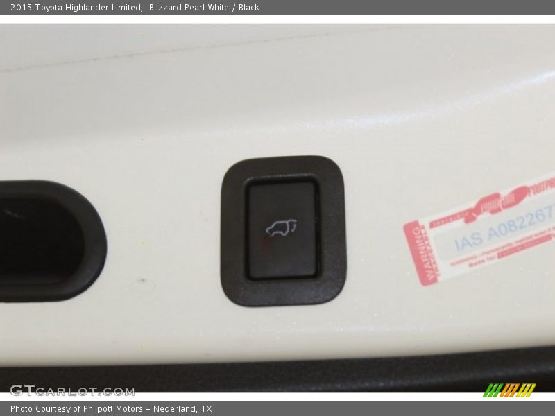 Blizzard Pearl White / Black 2015 Toyota Highlander Limited