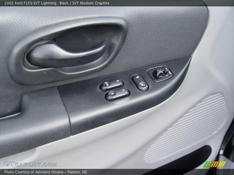Black / SVT Medium Graphite 2002 Ford F150 SVT Lightning
