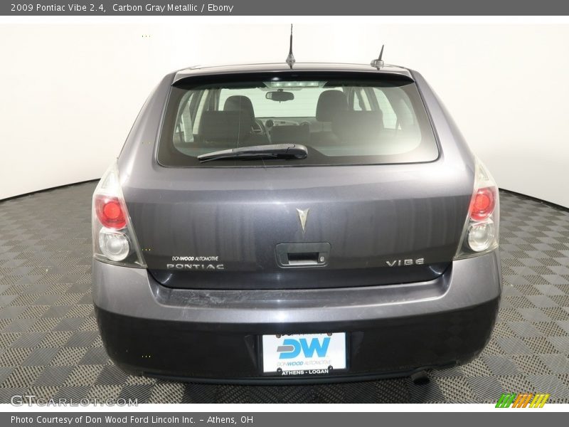 Carbon Gray Metallic / Ebony 2009 Pontiac Vibe 2.4